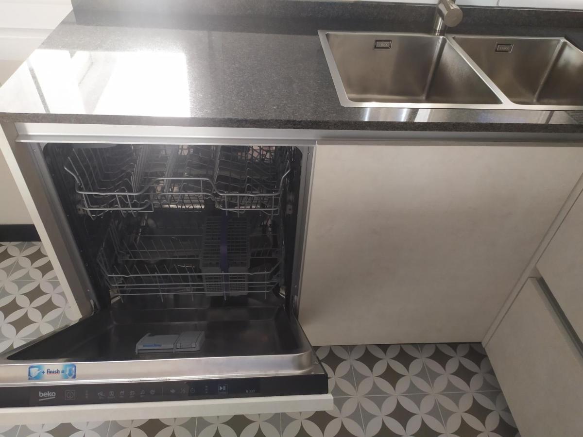 Apartamento Atico 22 - Centrico, Aire Acondicionado Y Parking Vilagarcía de Arousa Exterior foto